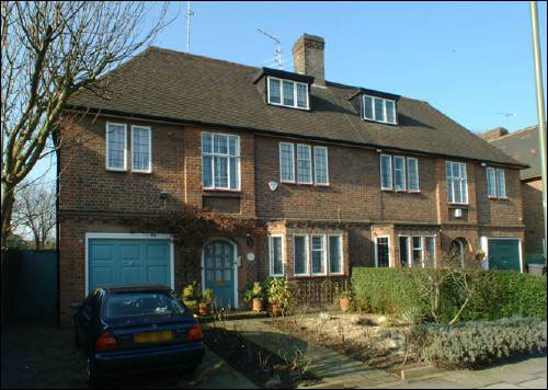 19 Litchfield Way